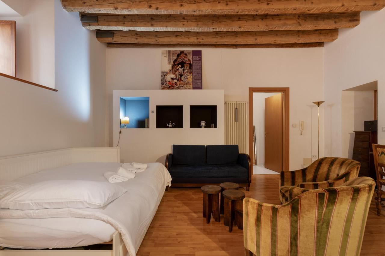 Zola, Charme E Vista Nel Cuore Di Trieste Eksteriør billede